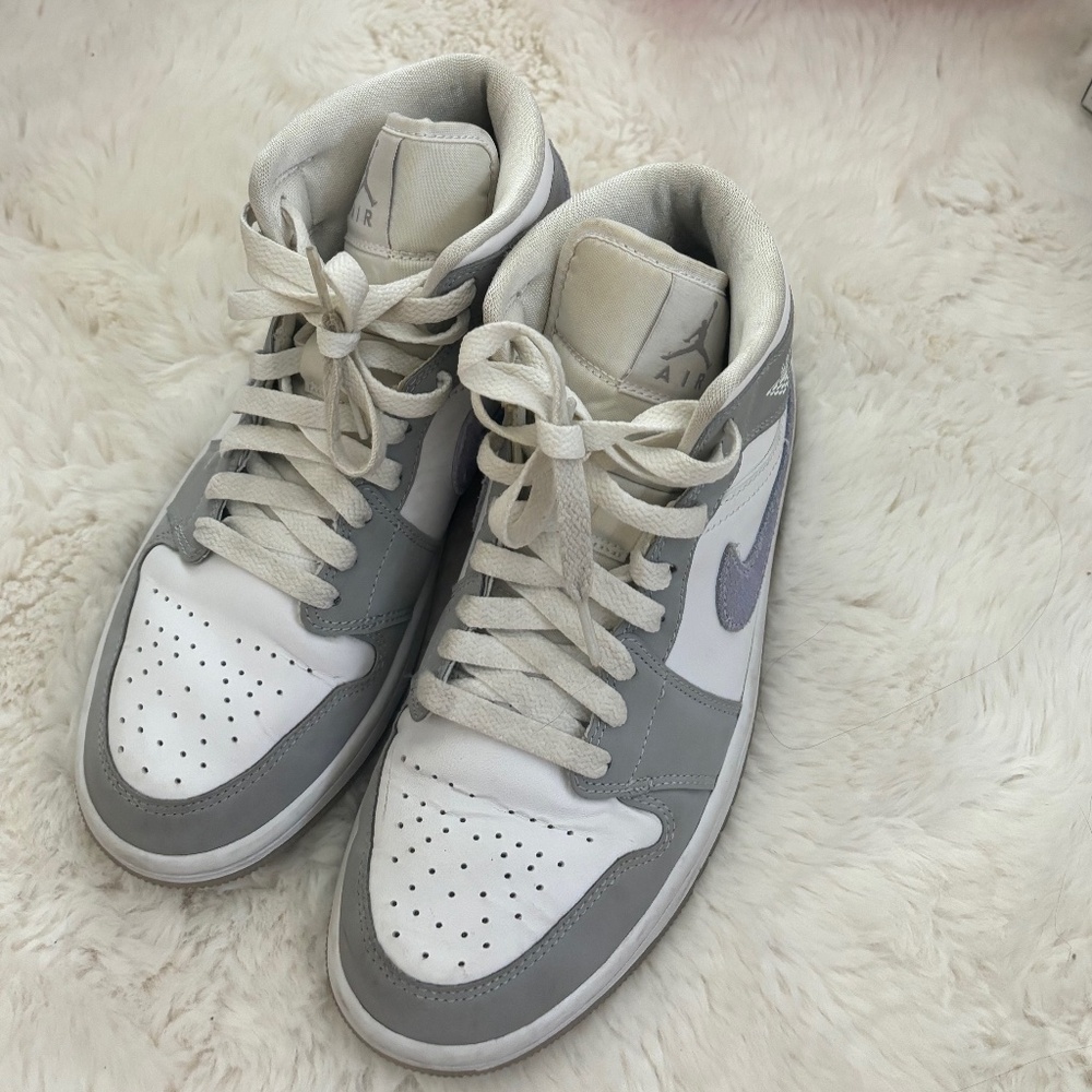 Jordan 1 Mid Wolf Grey Aluminum (Women's)